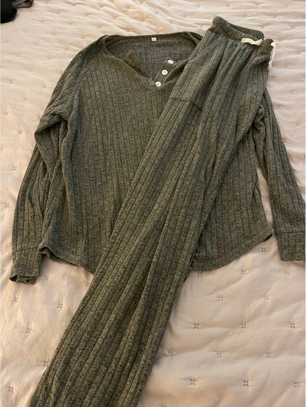 Heather Green Ribbed Henley and Jogger Lounge Set (Large) - Picture 3 of 10